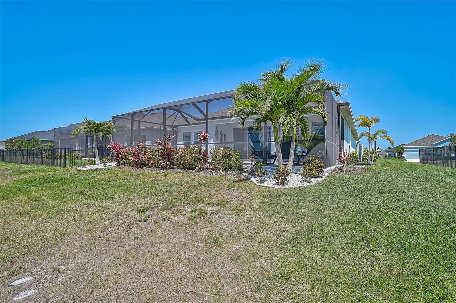 Image 65 of 93 For 11713 Chevelon Lane