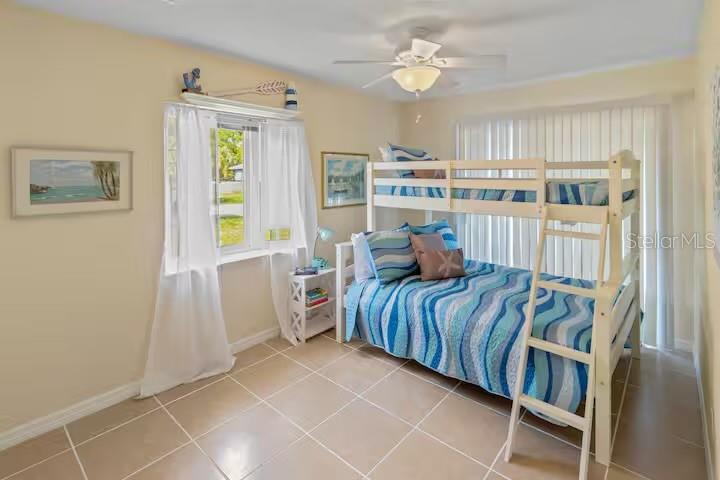 Image 19 of 29 For 2865 Poplar Street