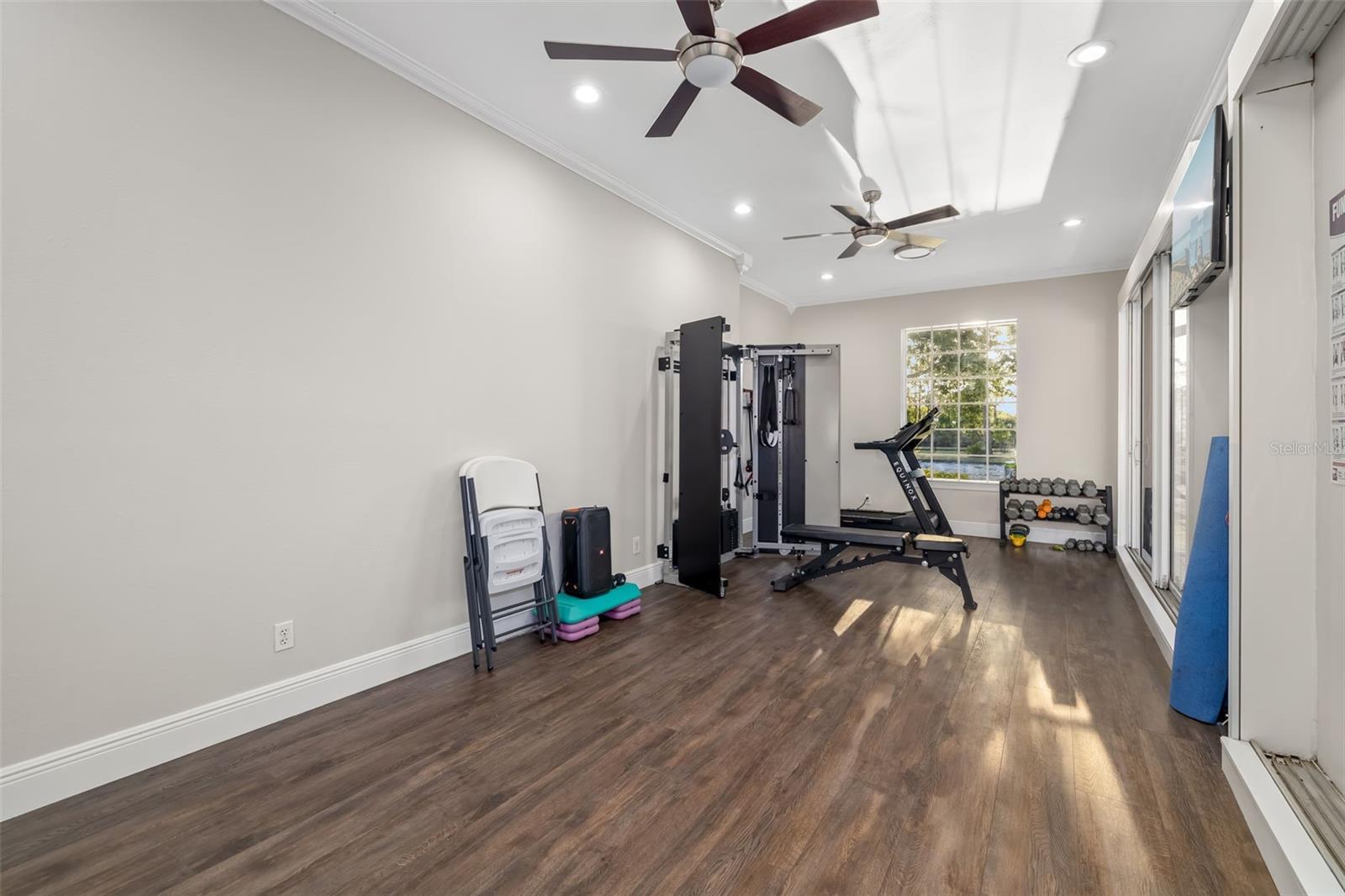 Image 47 of 78 For 19006 69th Avenue E