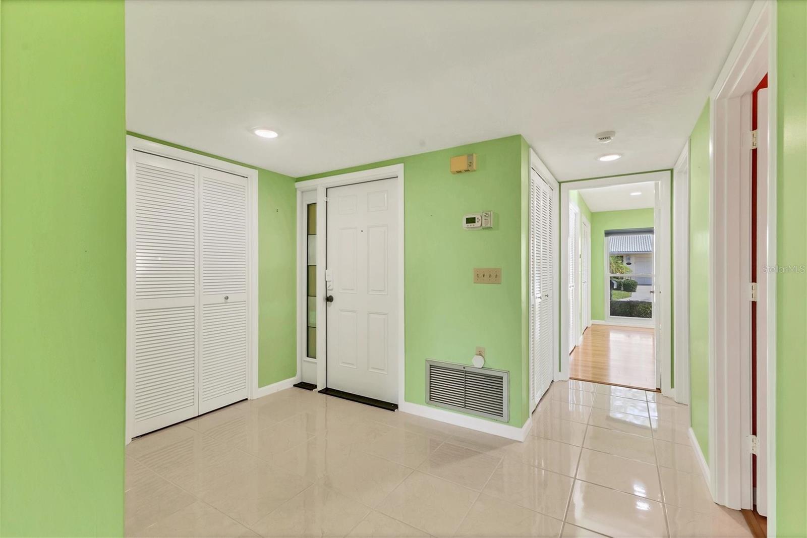Image 4 of 36 For 3712 Hampshire Lane 5623
