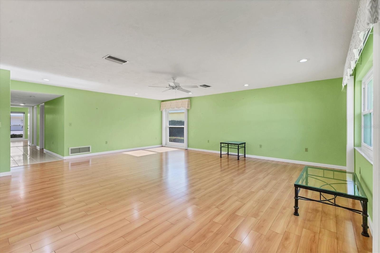 Image 6 of 36 For 3712 Hampshire Lane 5623