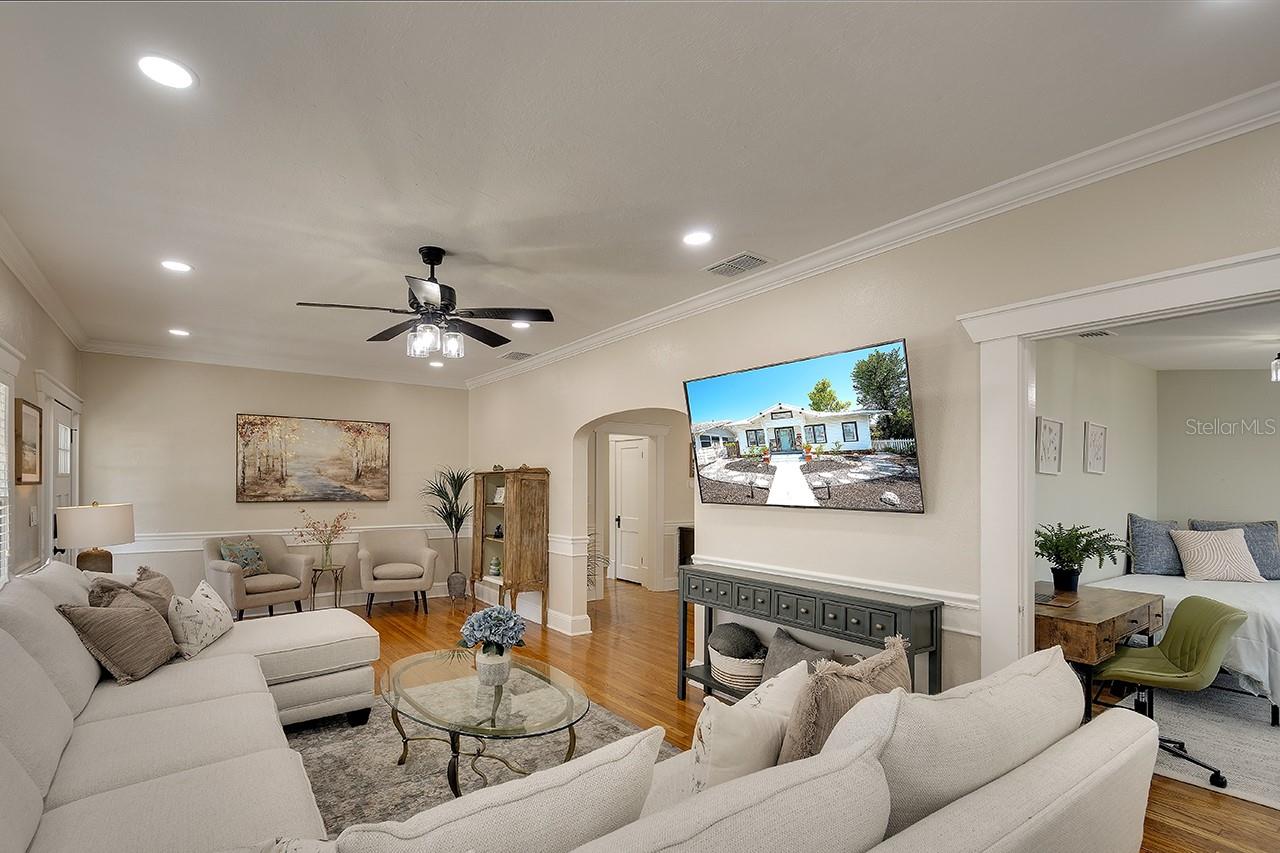 Image 4 of 31 For 1814 6th Avenue W