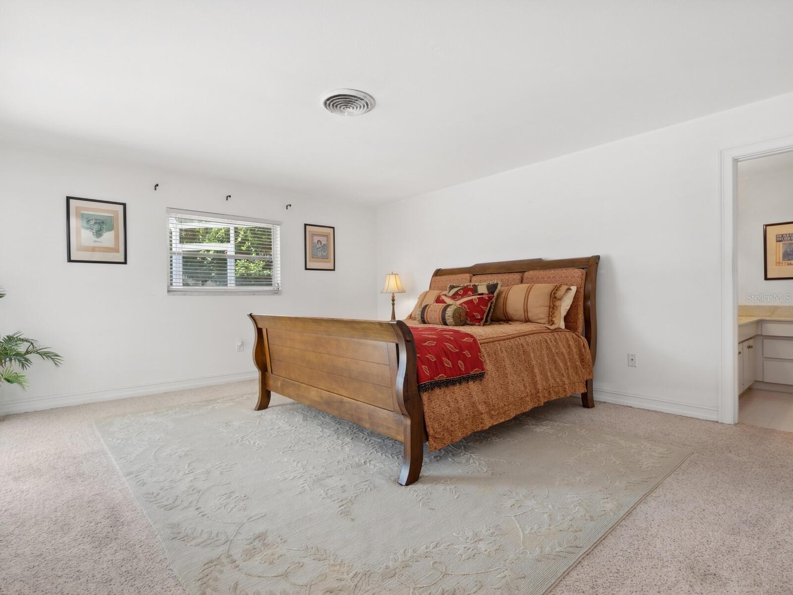 Image 15 of 58 For 1014 Contento Street