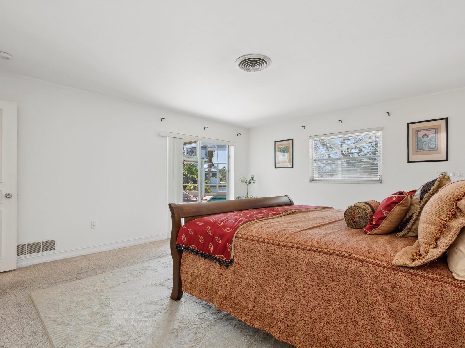 Image 16 of 58 For 1014 Contento Street