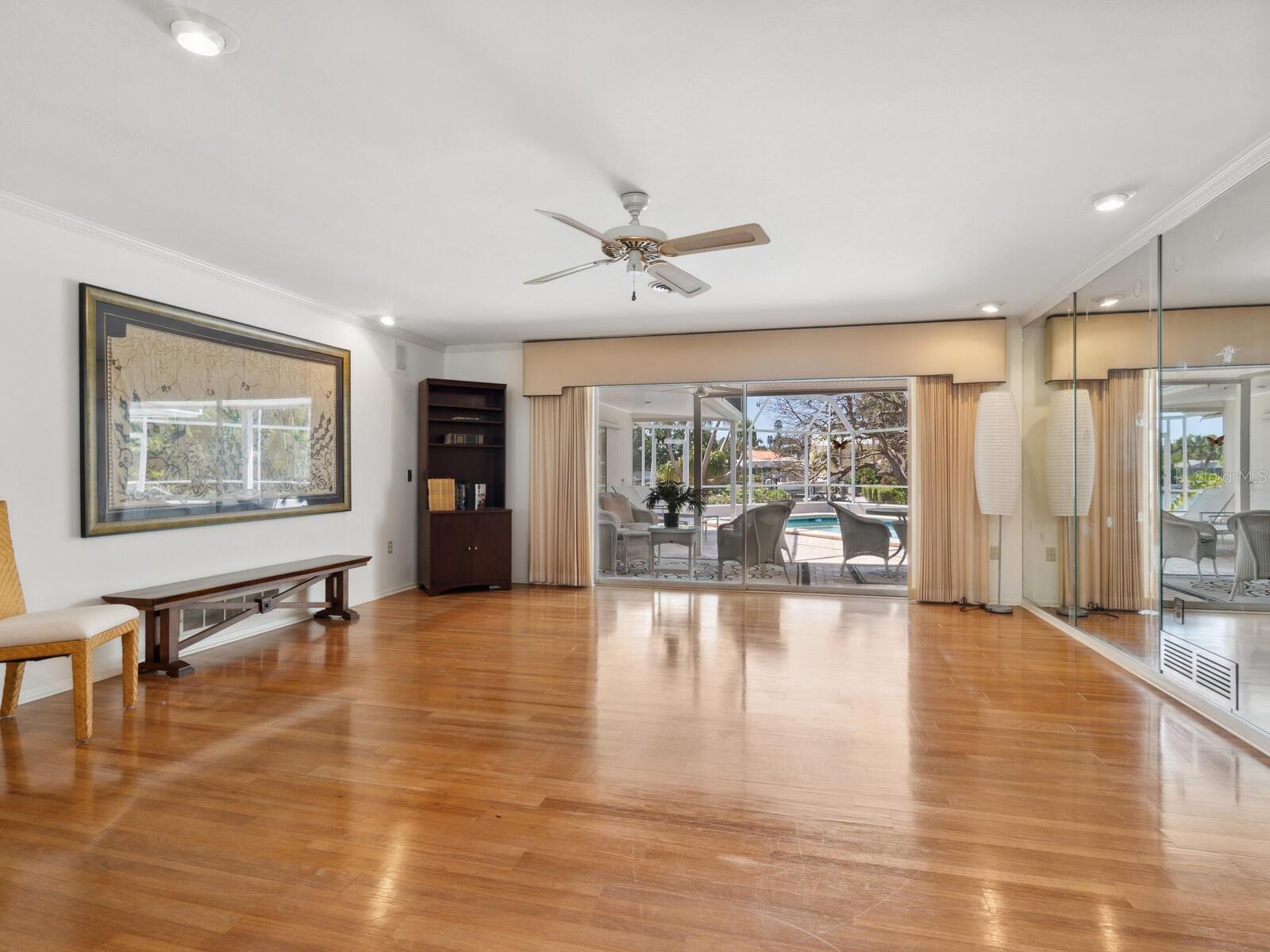 Image 7 of 58 For 1014 Contento Street
