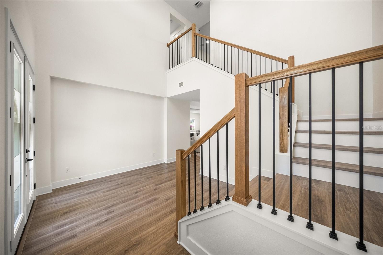 Image 12 of 58 For 6152 Lungo Lago Drive