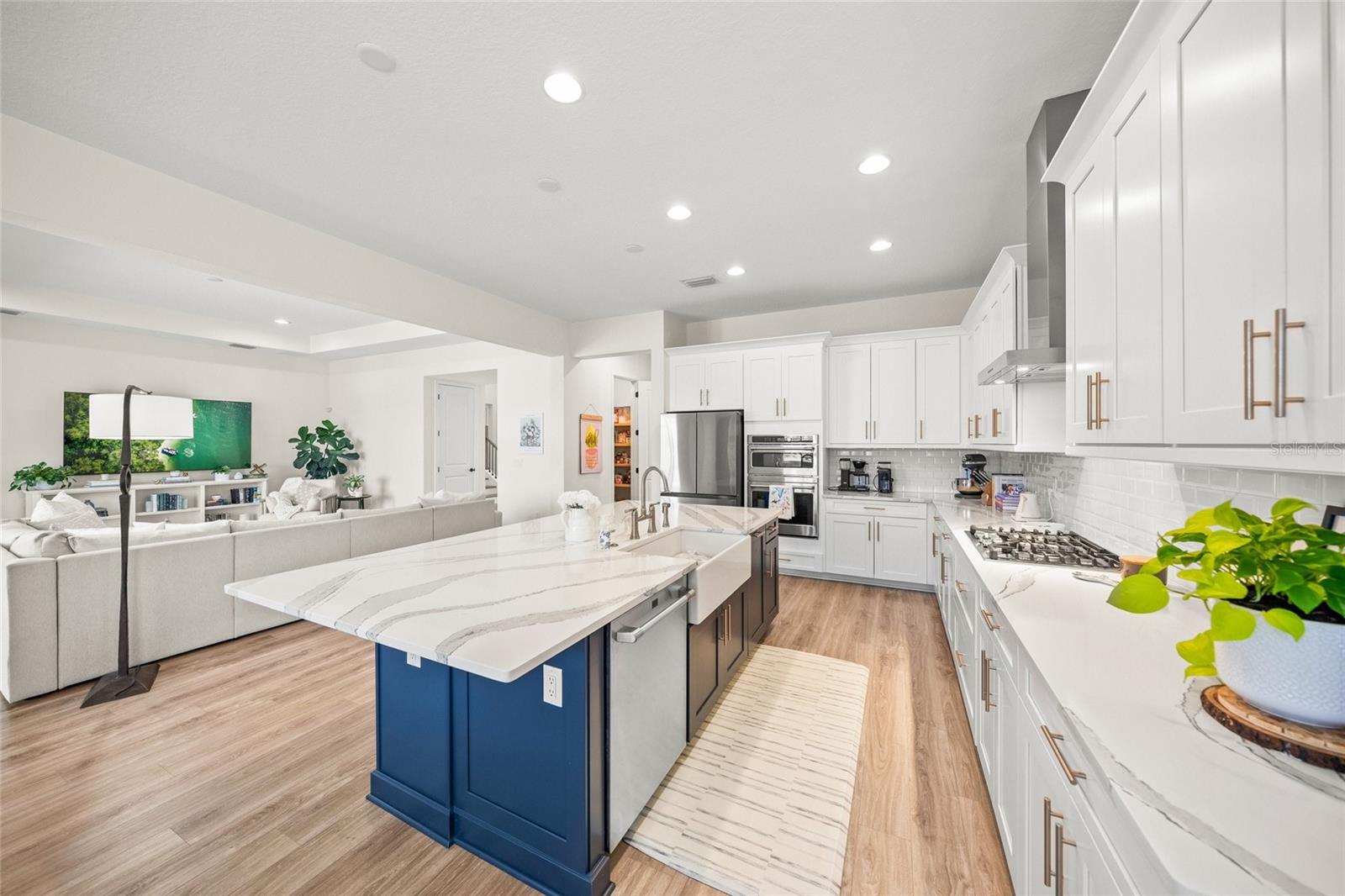 Image 14 of 58 For 6152 Lungo Lago Drive