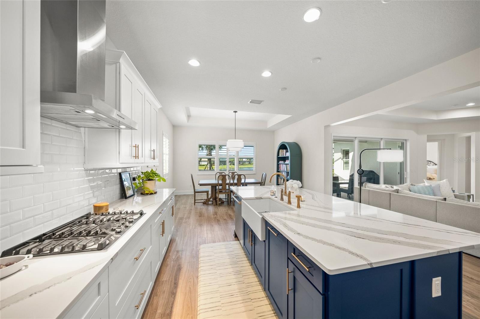 Image 16 of 58 For 6152 Lungo Lago Drive
