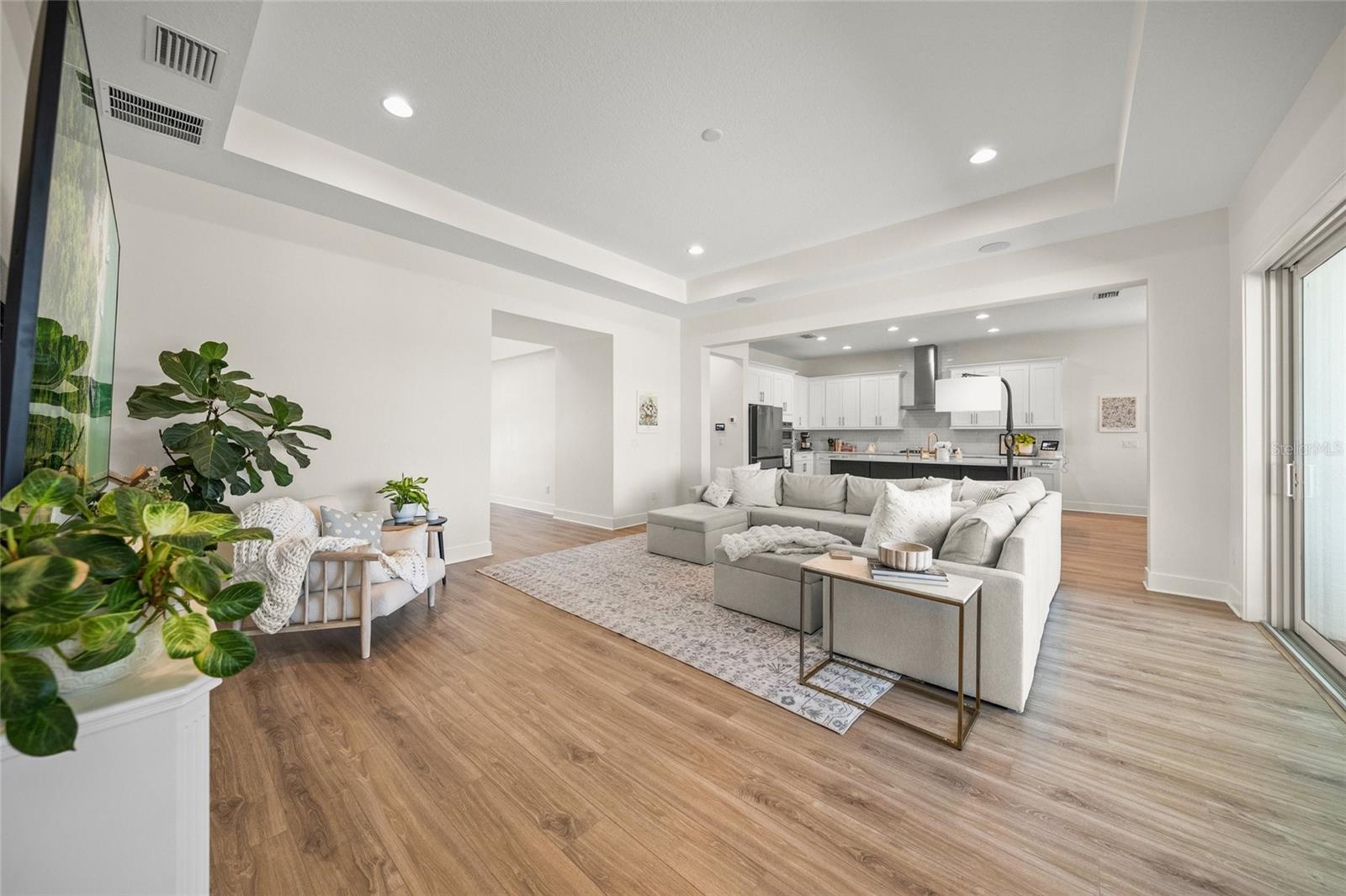 Image 18 of 58 For 6152 Lungo Lago Drive