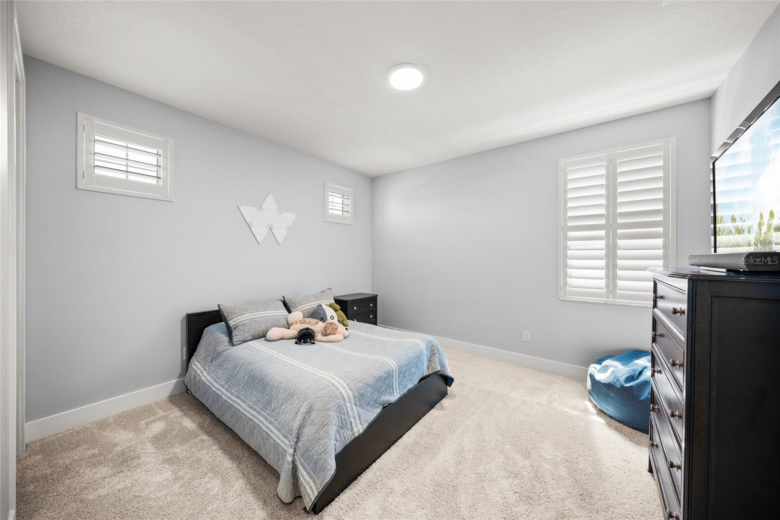 Image 26 of 58 For 6152 Lungo Lago Drive