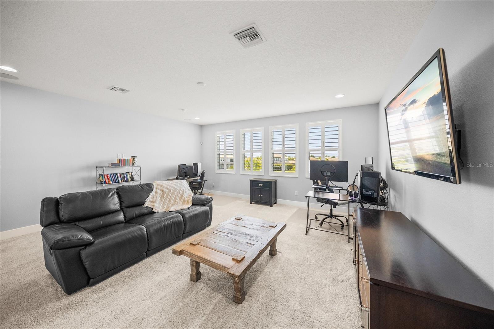 Image 35 of 58 For 6152 Lungo Lago Drive