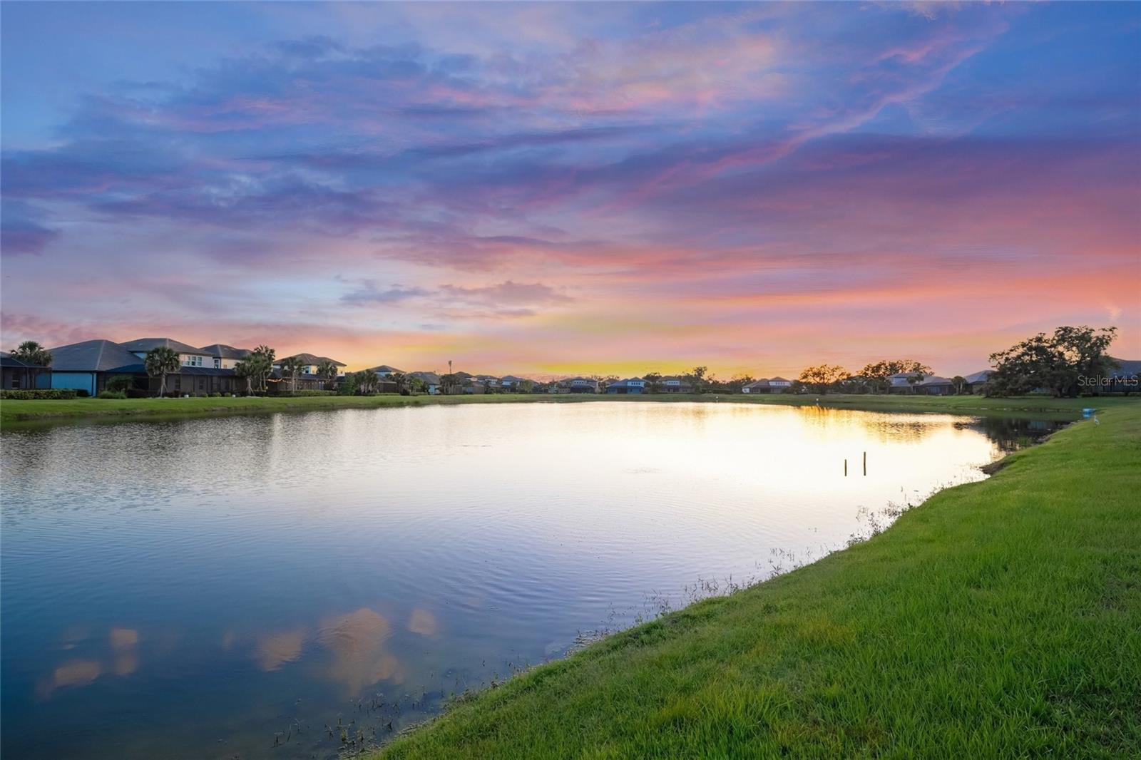 Image 4 of 58 For 6152 Lungo Lago Drive