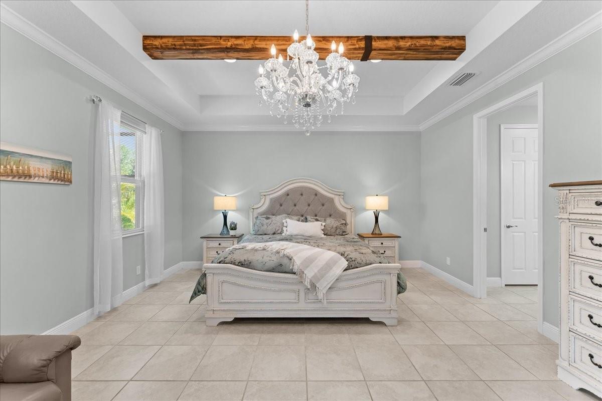 Image 33 of 93 For 4515 Roycroft Terrace