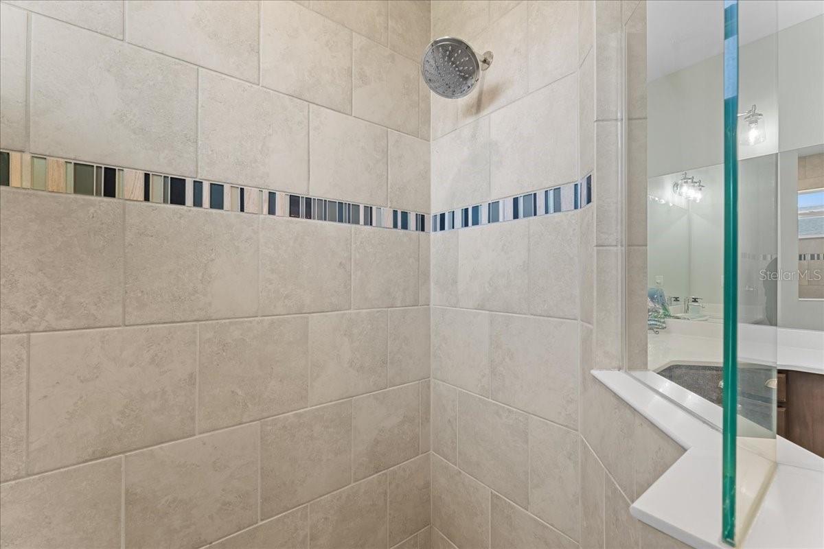 Image 42 of 93 For 4515 Roycroft Terrace