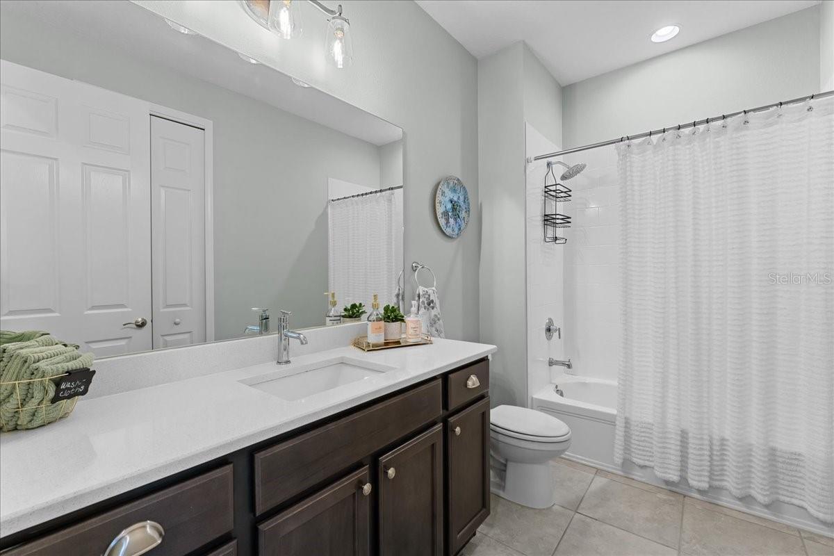 Image 54 of 93 For 4515 Roycroft Terrace