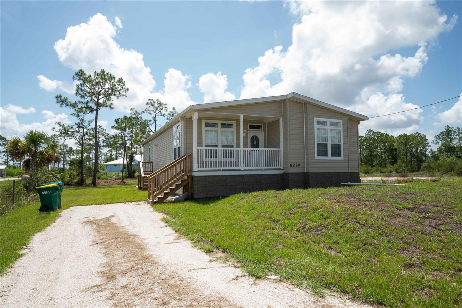 Image 3 of 18 For 8226 Sweden Boulevard
