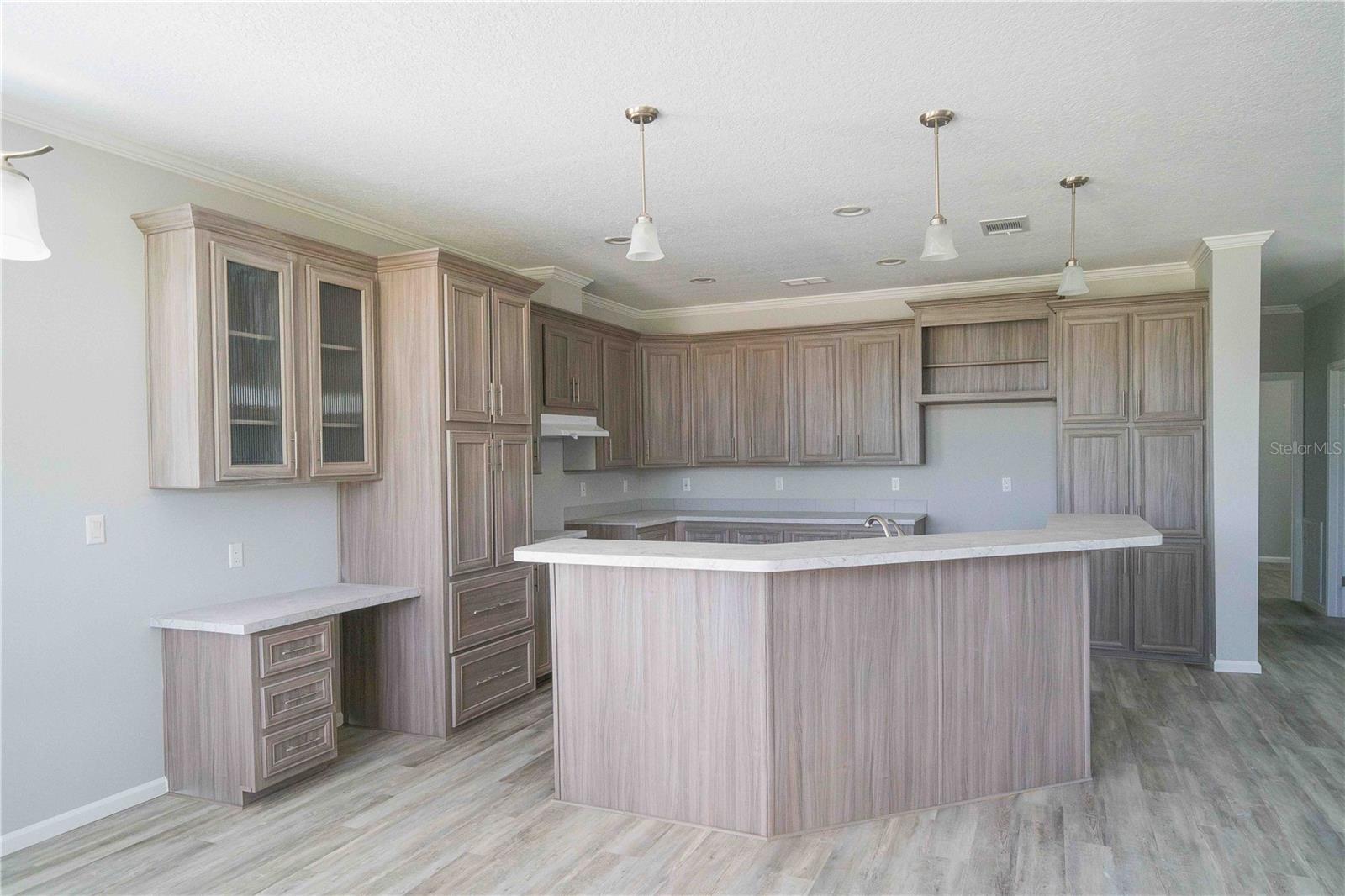 Image 4 of 18 For 8226 Sweden Boulevard