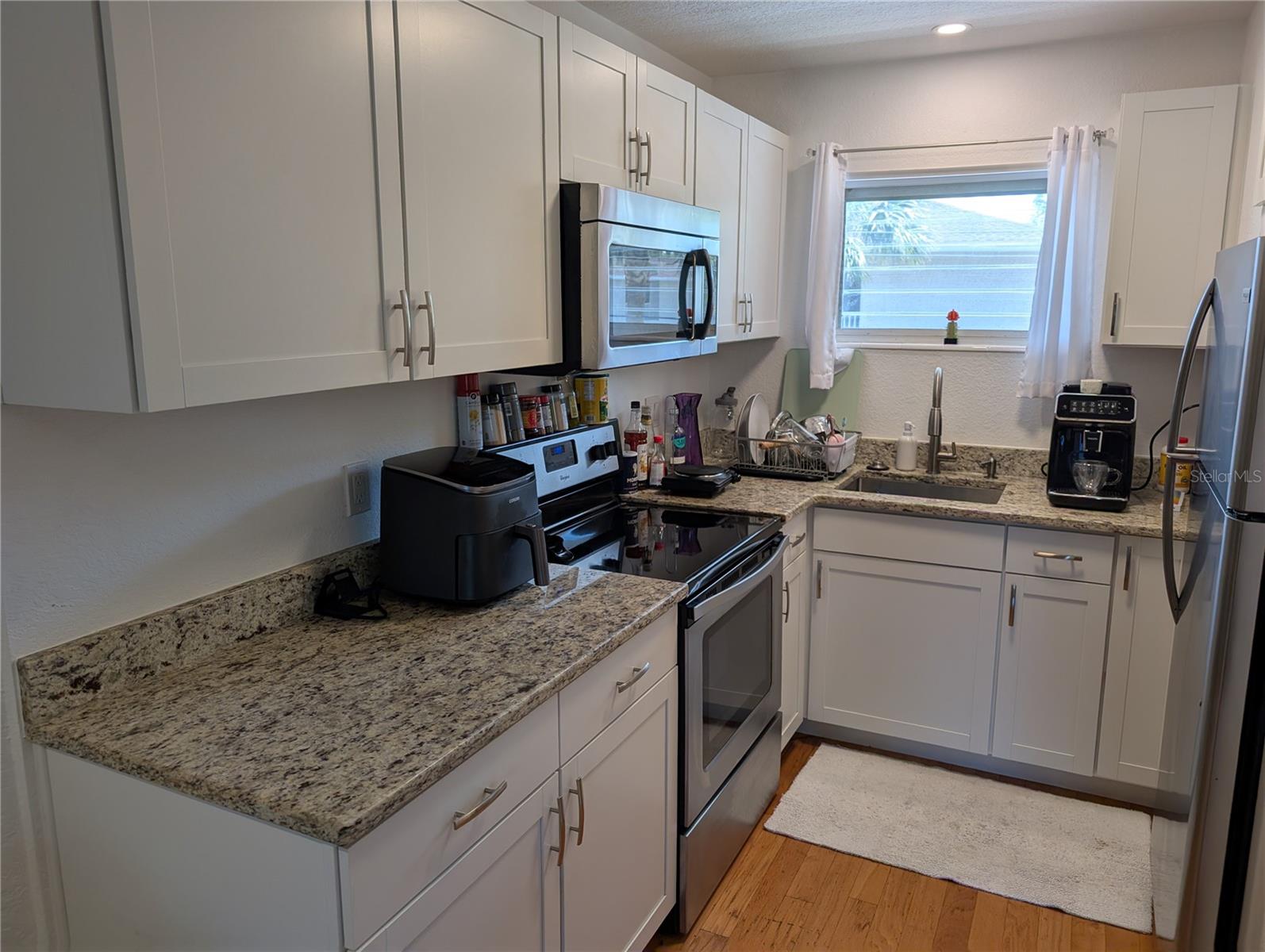 Image 2 of 18 For 2155 Wood Street B9