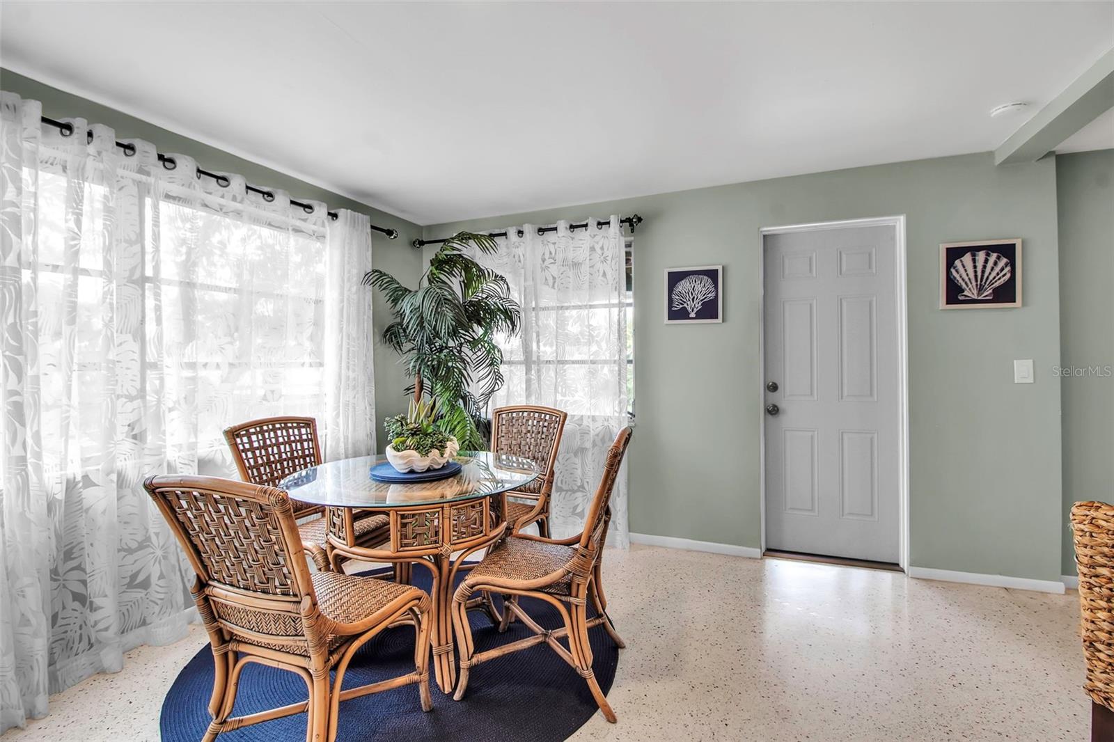 Image 23 of 49 For 709 84th Street Nw