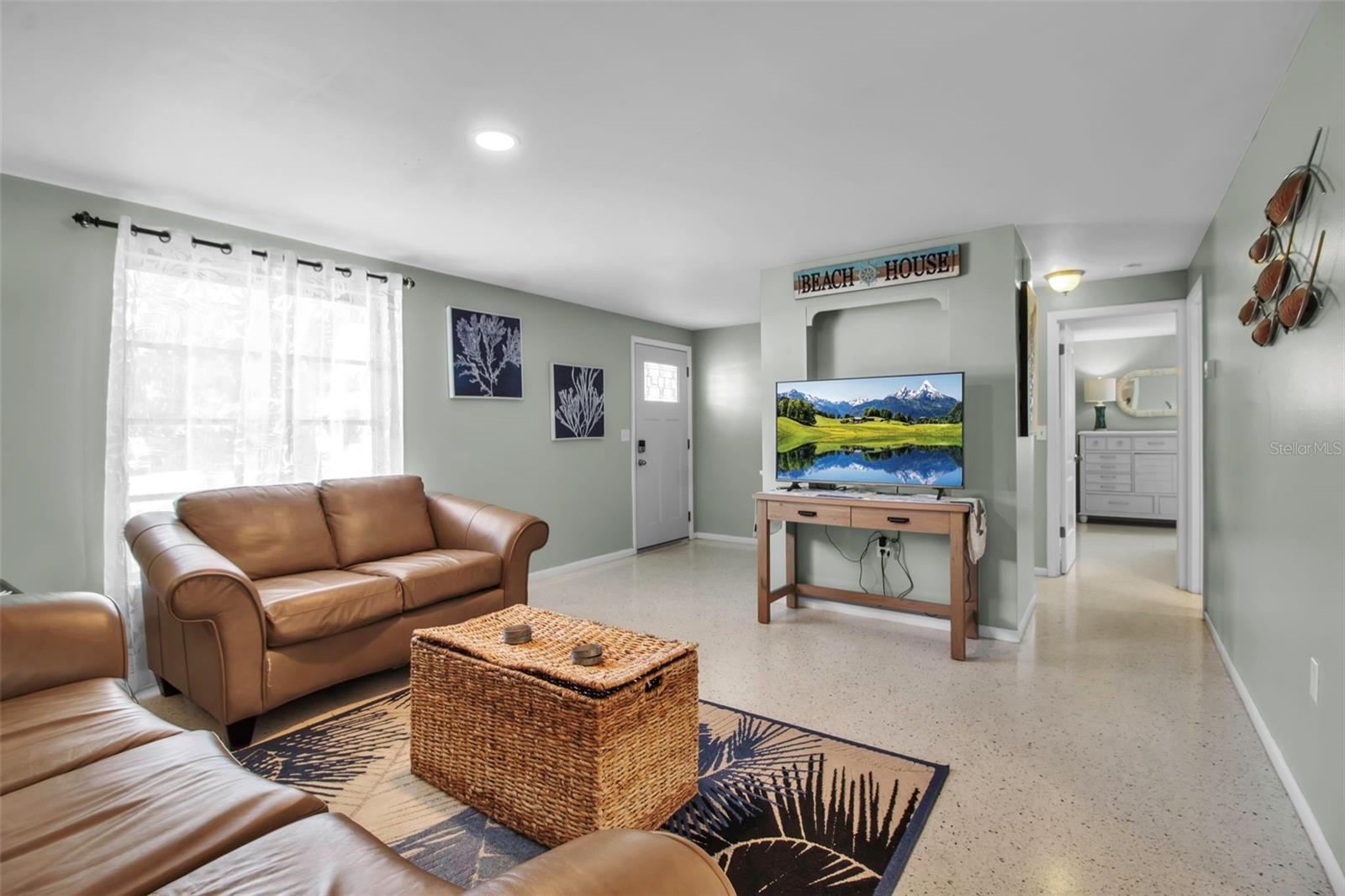 Image 7 of 49 For 709 84th Street Nw