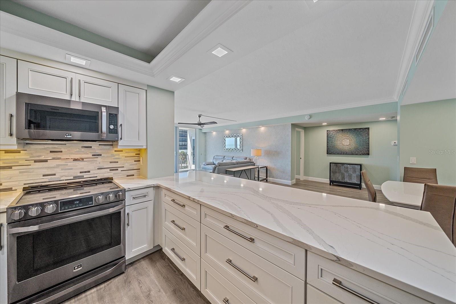 Image 18 of 44 For 1212 Benjamin Franklin Drive 306