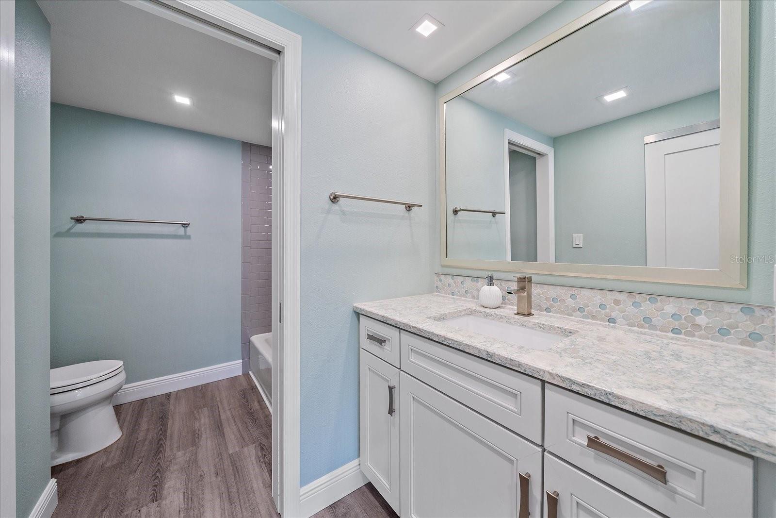 Image 33 of 44 For 1212 Benjamin Franklin Drive 306
