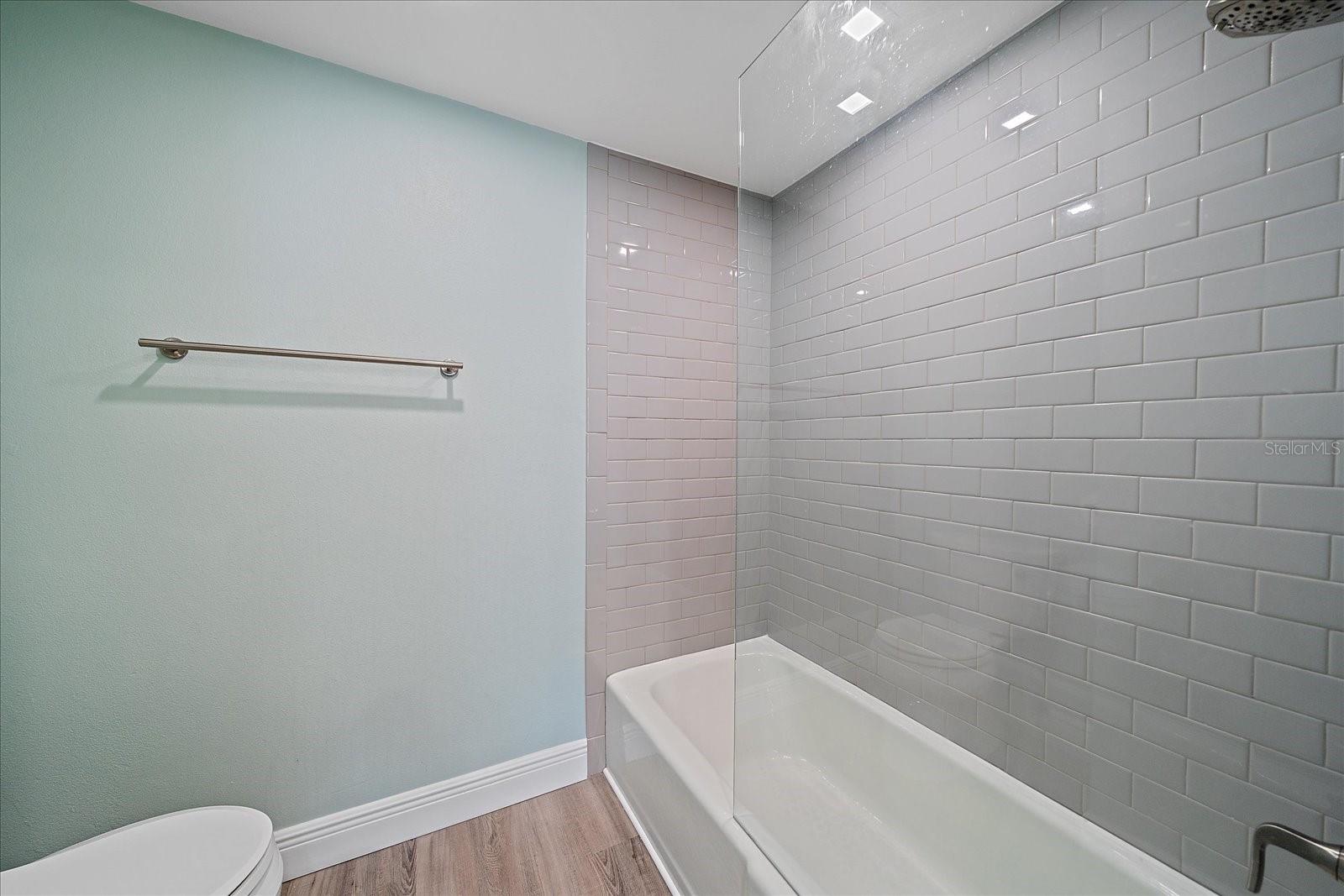 Image 34 of 44 For 1212 Benjamin Franklin Drive 306