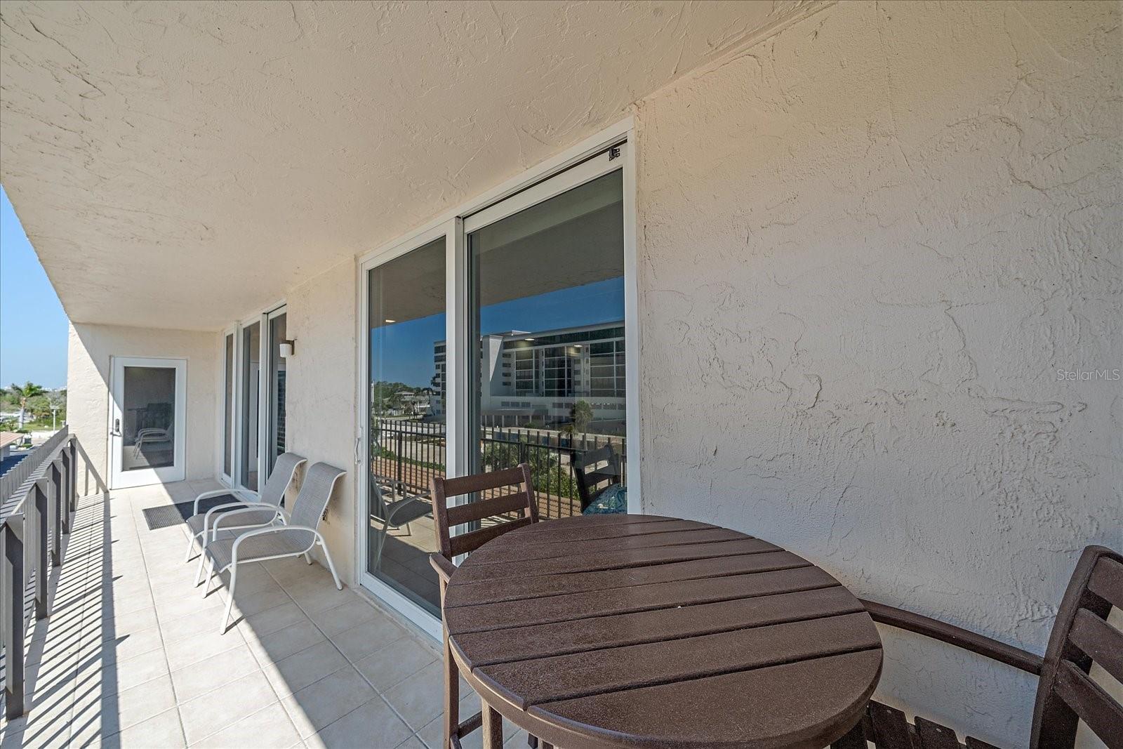 Image 8 of 44 For 1212 Benjamin Franklin Drive 306