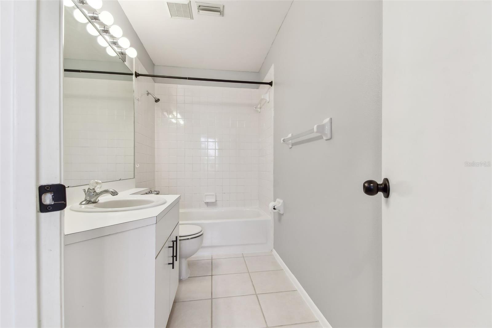 Image 20 of 40 For 4604 9th Avenue E