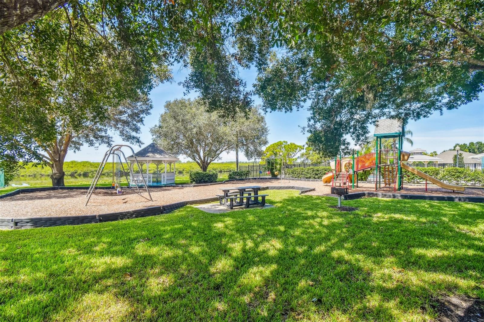 Image 38 of 40 For 4604 9th Avenue E