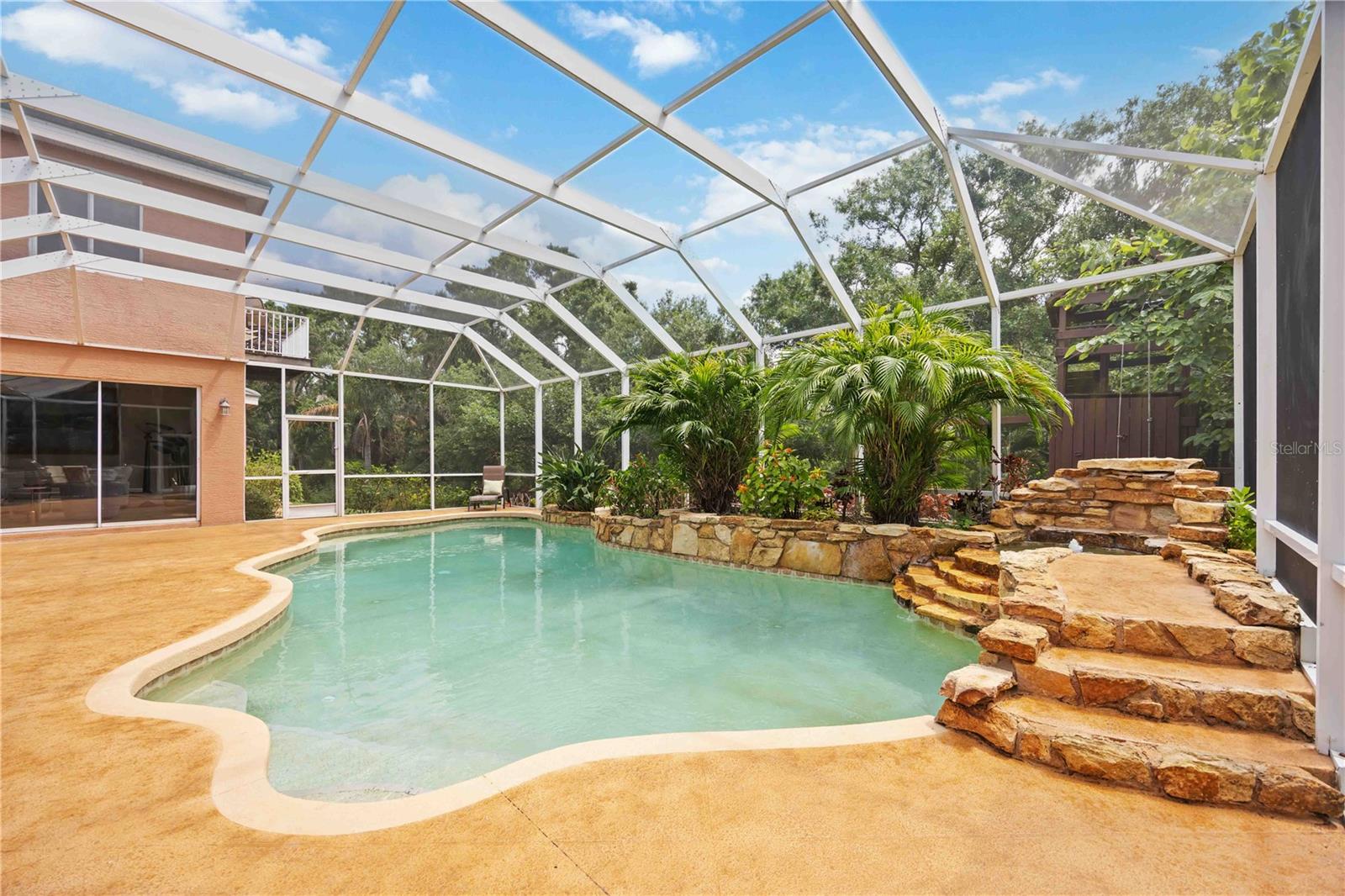 Image 4 of 74 For 9915 Old Hyde Park Place