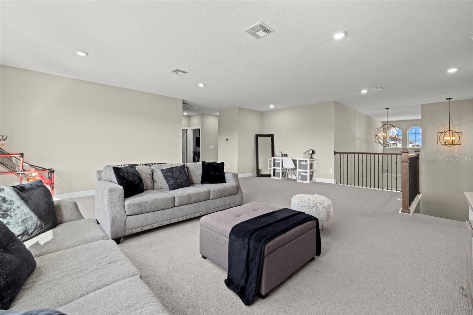 Image 11 of 76 For 3415 Big Sky Way