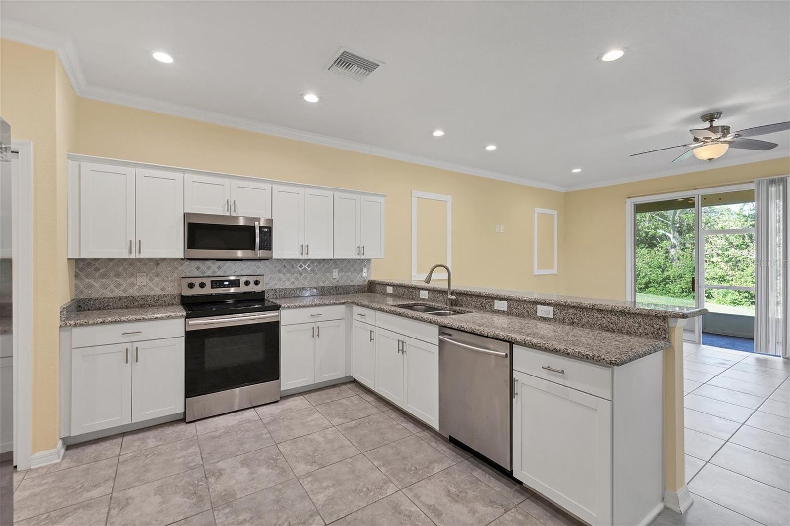 Image 9 of 35 For 1033 Grantham Drive