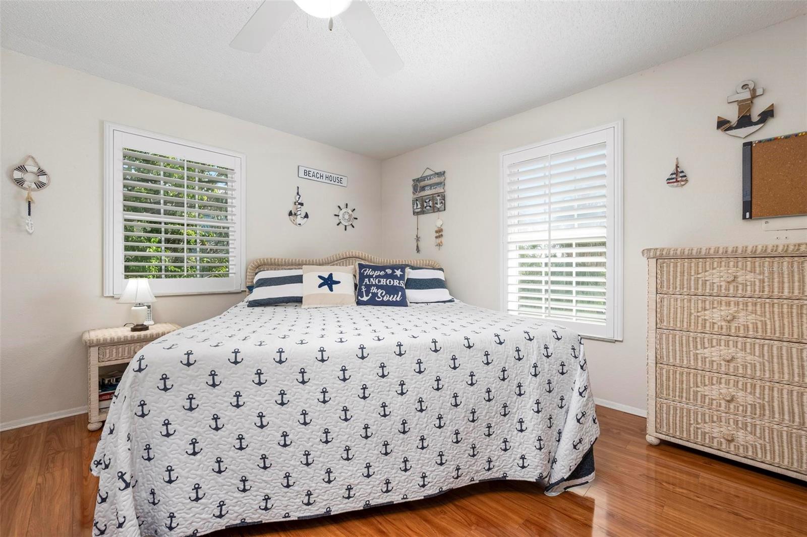 Image 16 of 64 For 4503 Gulf Drive A&b