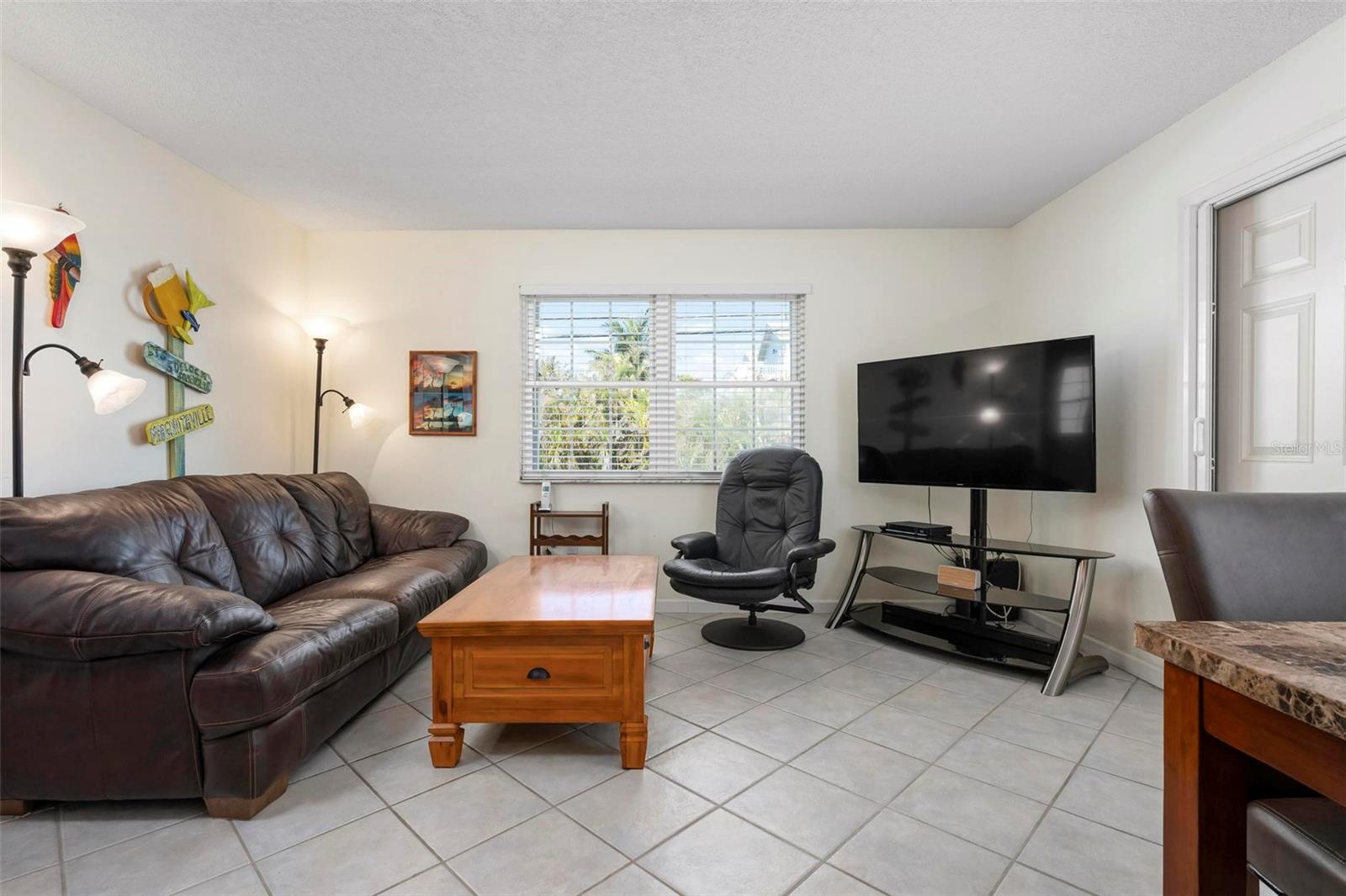 Image 23 of 64 For 4503 Gulf Drive A&b