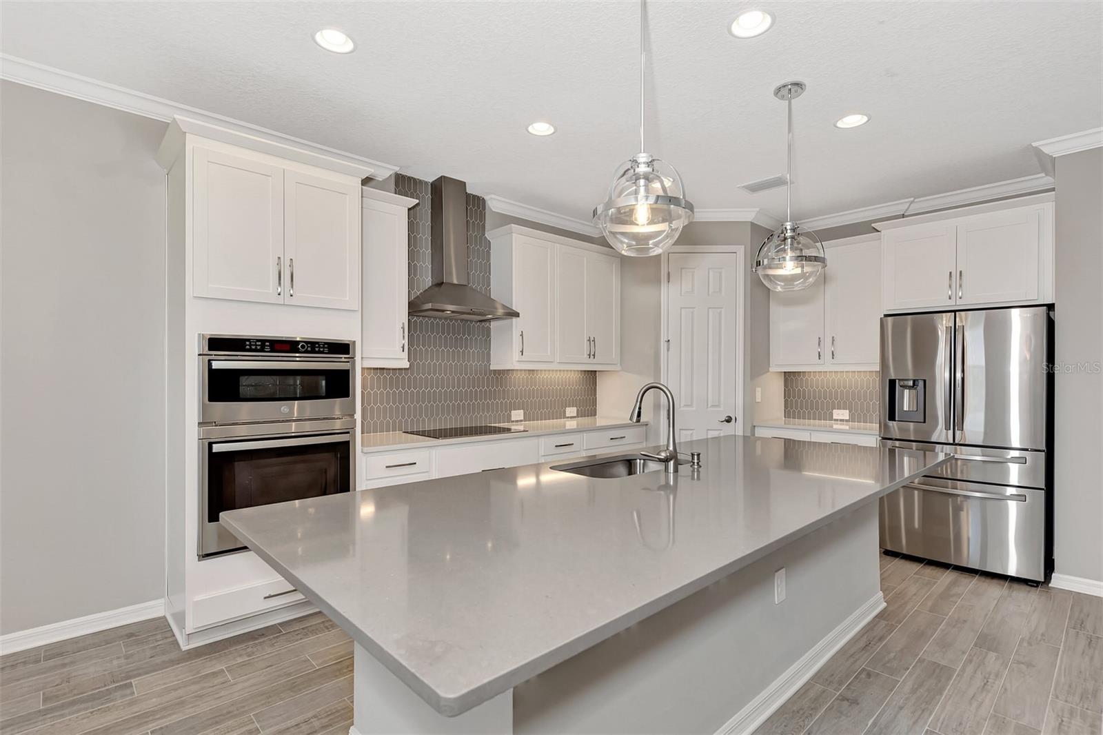 Image 15 of 71 For 5825 Millennium Silver Court