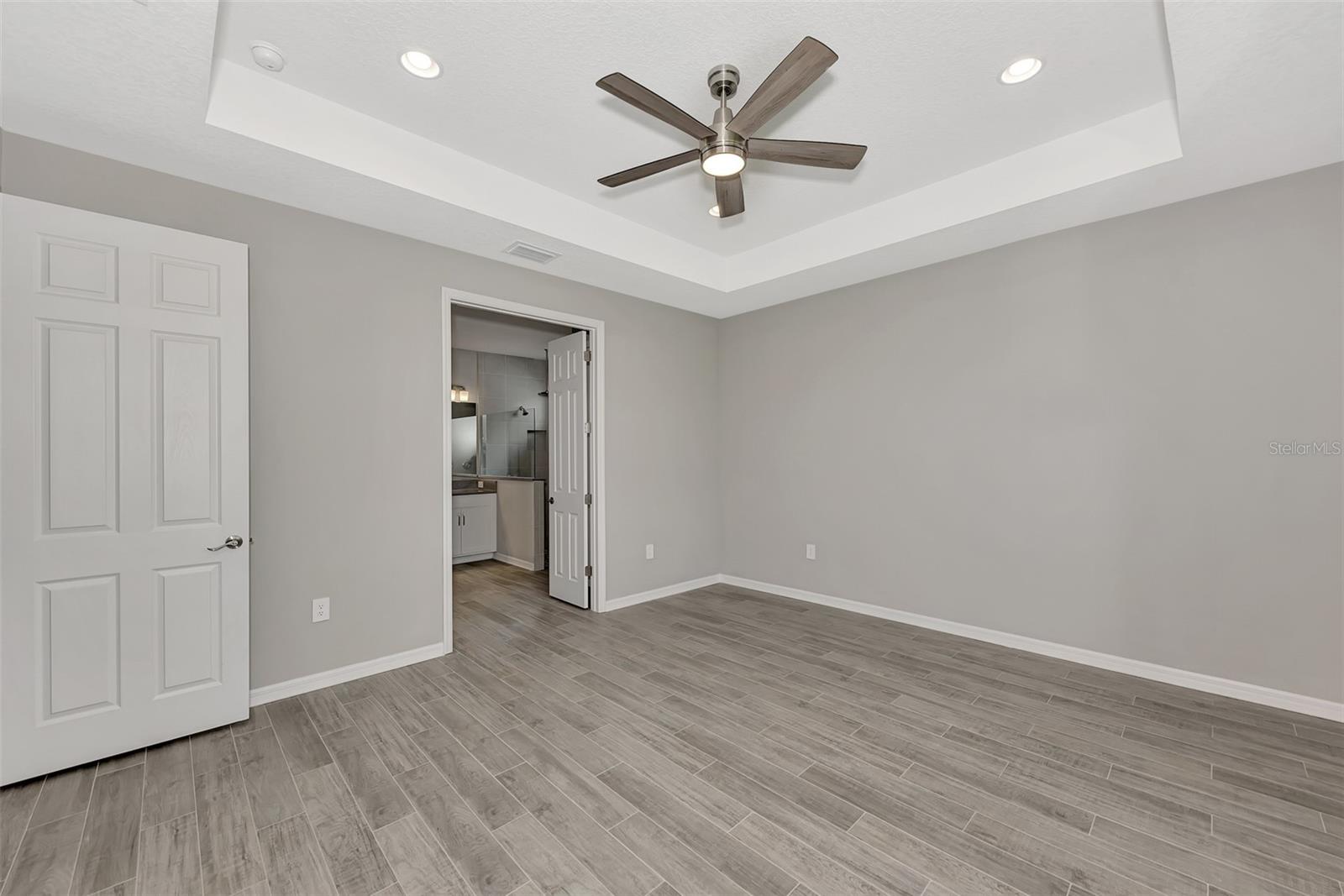 Image 27 of 71 For 5825 Millennium Silver Court