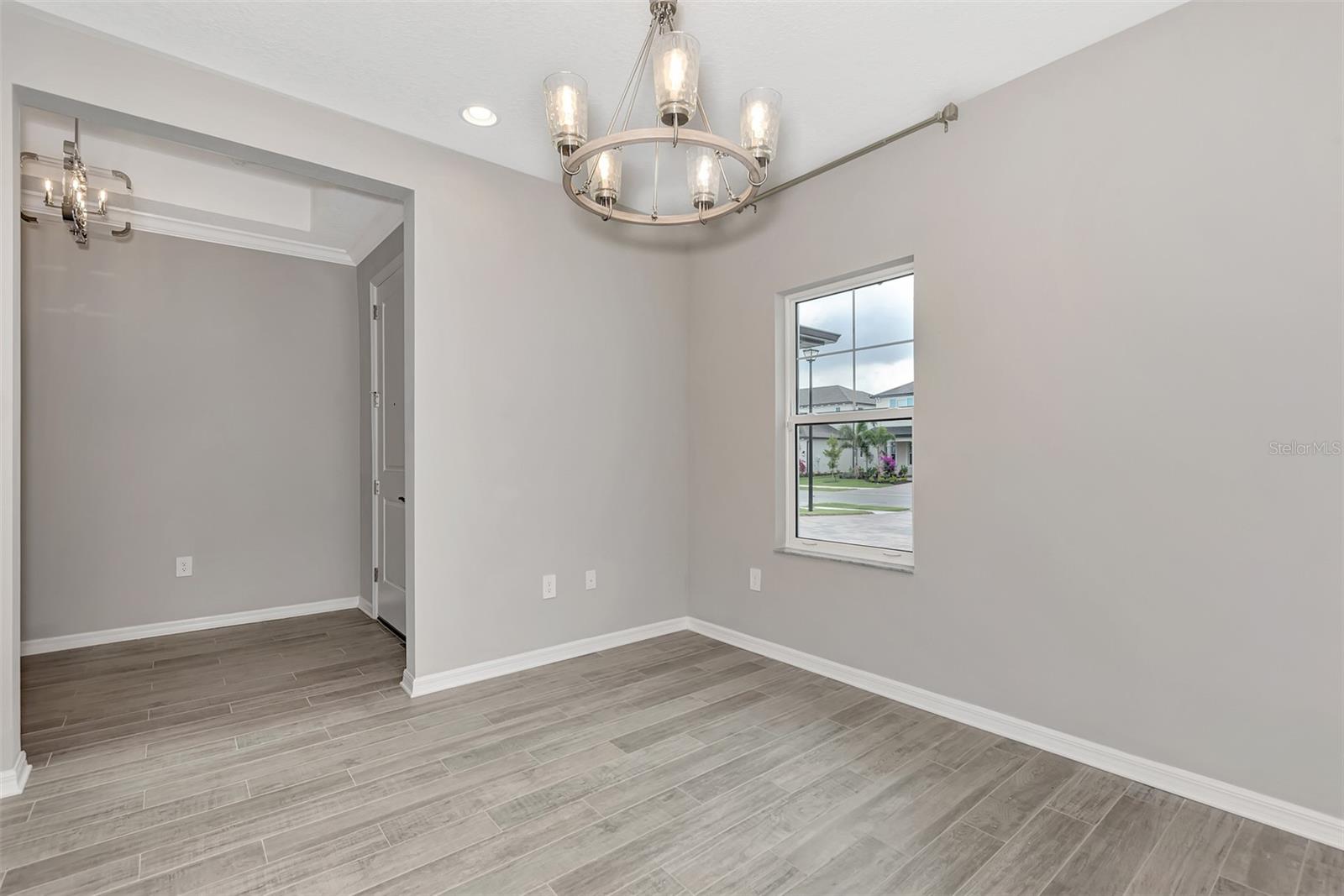 Image 32 of 71 For 5825 Millennium Silver Court