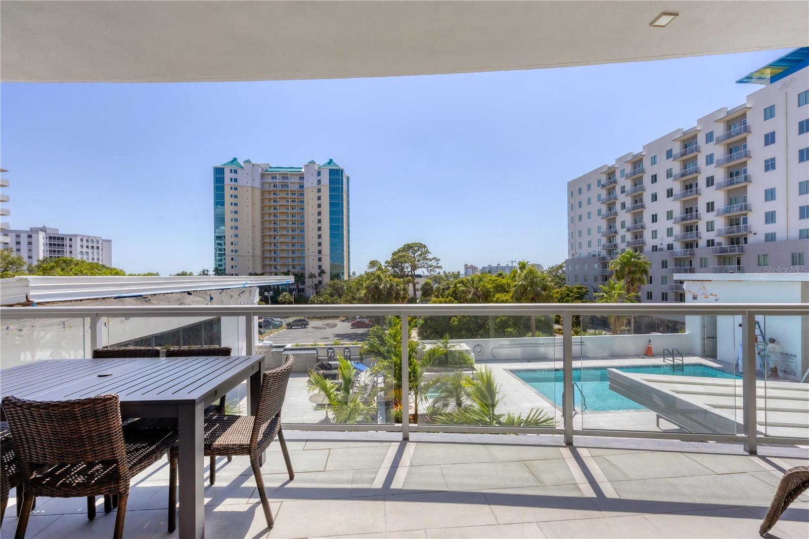 Image 38 of 56 For 300 Pineapple Avenue 302