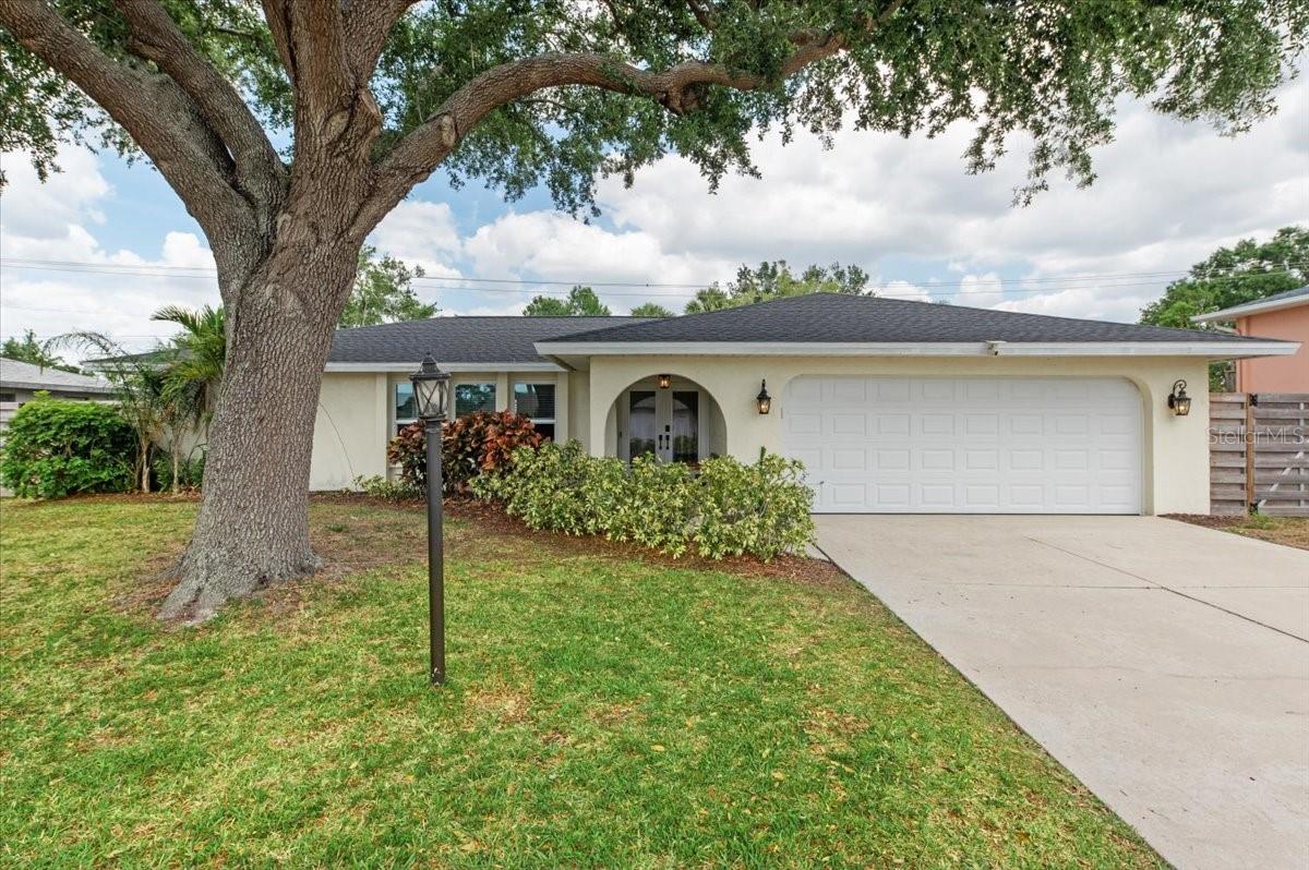 Details for 4415 Charing Cross Road, SARASOTA, FL 34241