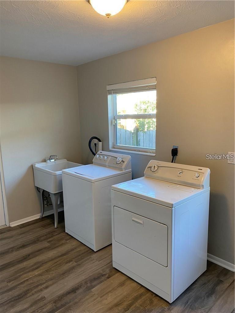 Image 8 of 17 For 2545 Clipper Ship Way