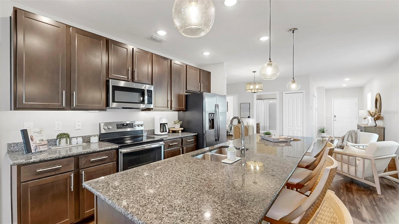 Image 11 of 39 For 4722 Lindever Lane