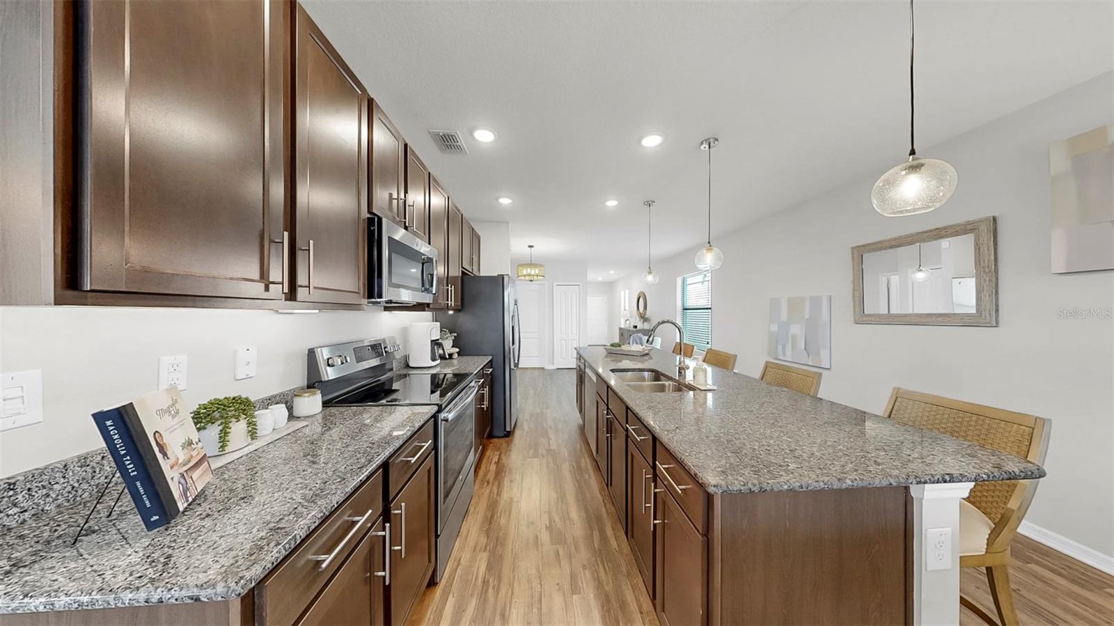 Image 12 of 39 For 4722 Lindever Lane