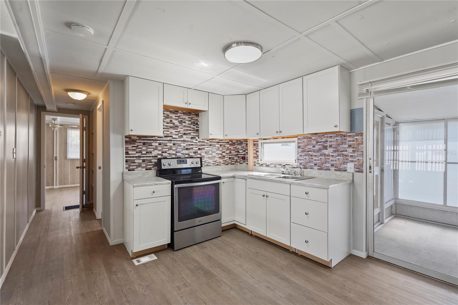 Image 3 of 48 For 94 Southwinds Drive