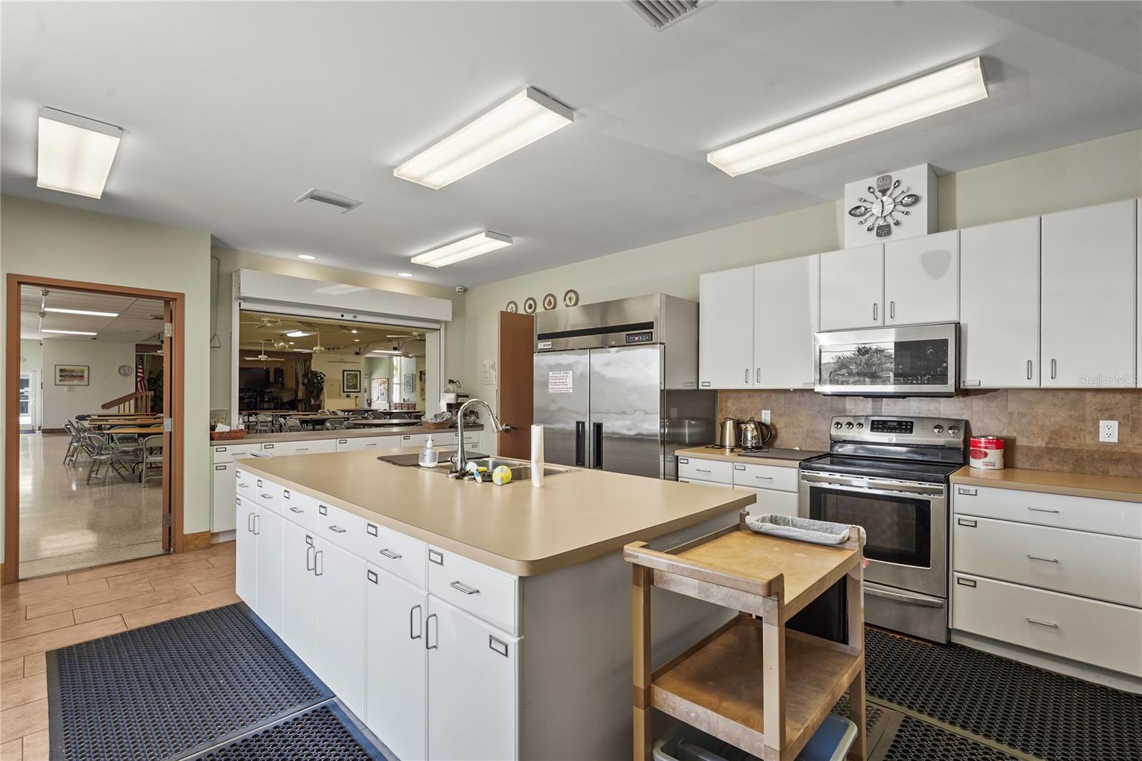 Image 41 of 48 For 94 Southwinds Drive