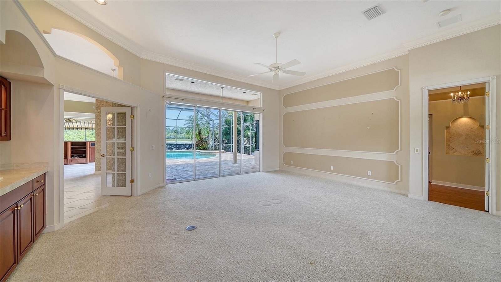 Image 11 of 82 For 6633 The Masters Avenue