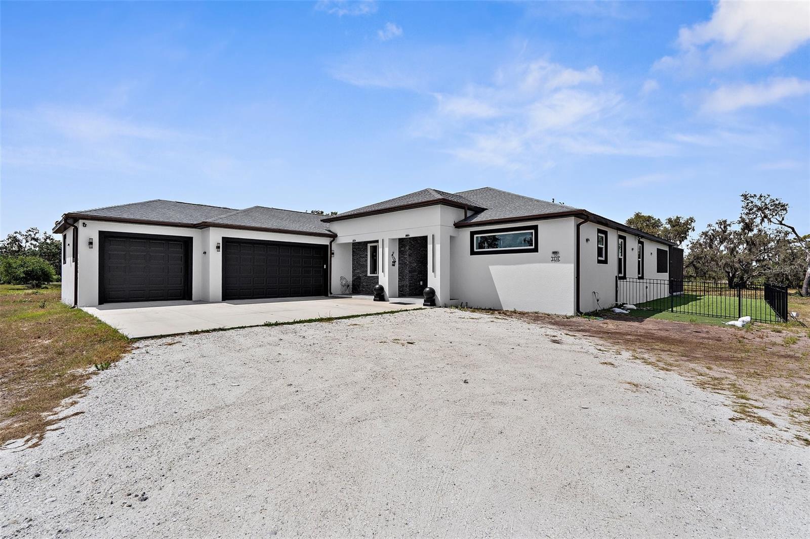 Image 2 of 47 For 1116 406th Court E
