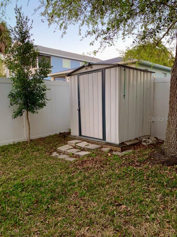 Image 16 of 21 For 7510 Elliott Street