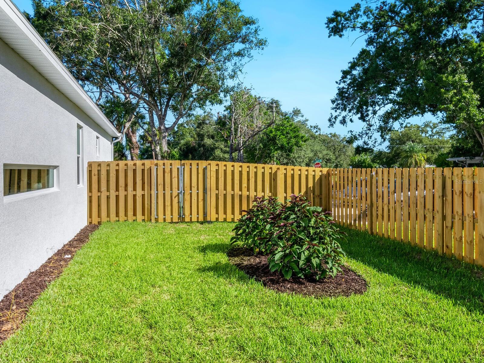 Image 37 of 72 For 2246 Webber Street