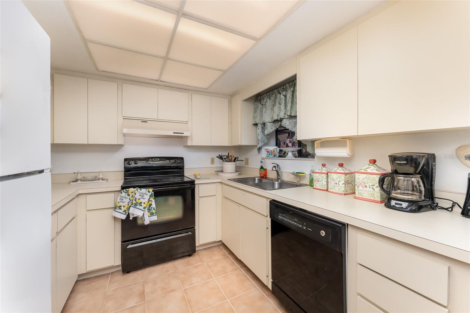 Image 16 of 25 For 6315 29th Avenue W